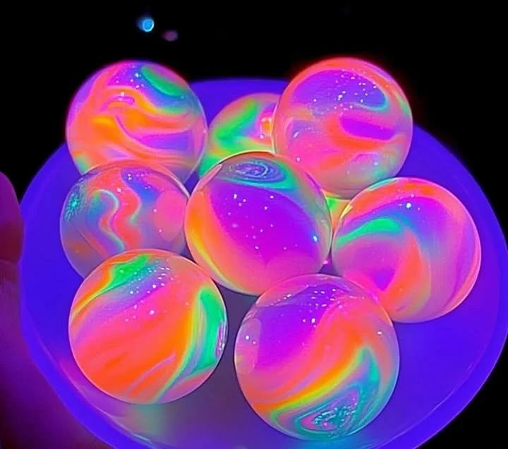Glowing Bounce Balls for Kids 5 Glowing Bounce Balls for Kids