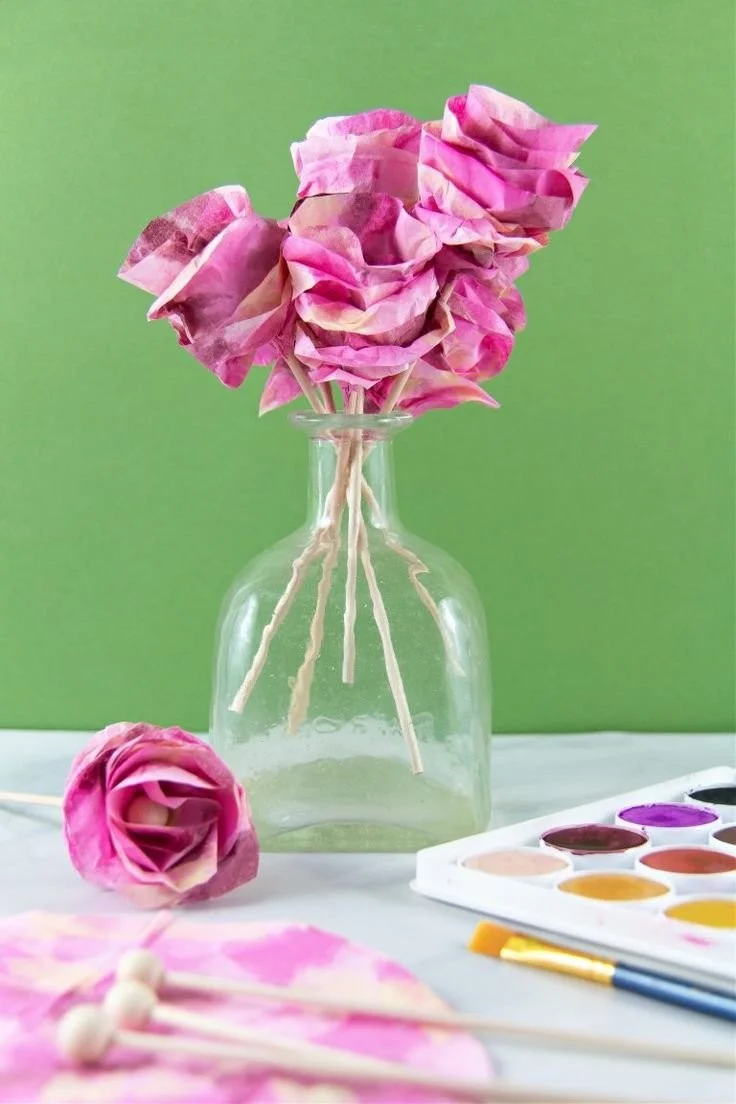 Beautiful & Easy Coffee Filter Flowers Craft Kids Can Make 11 Beautiful & Easy Coffee Filter Flowers Craft Kids Can Make