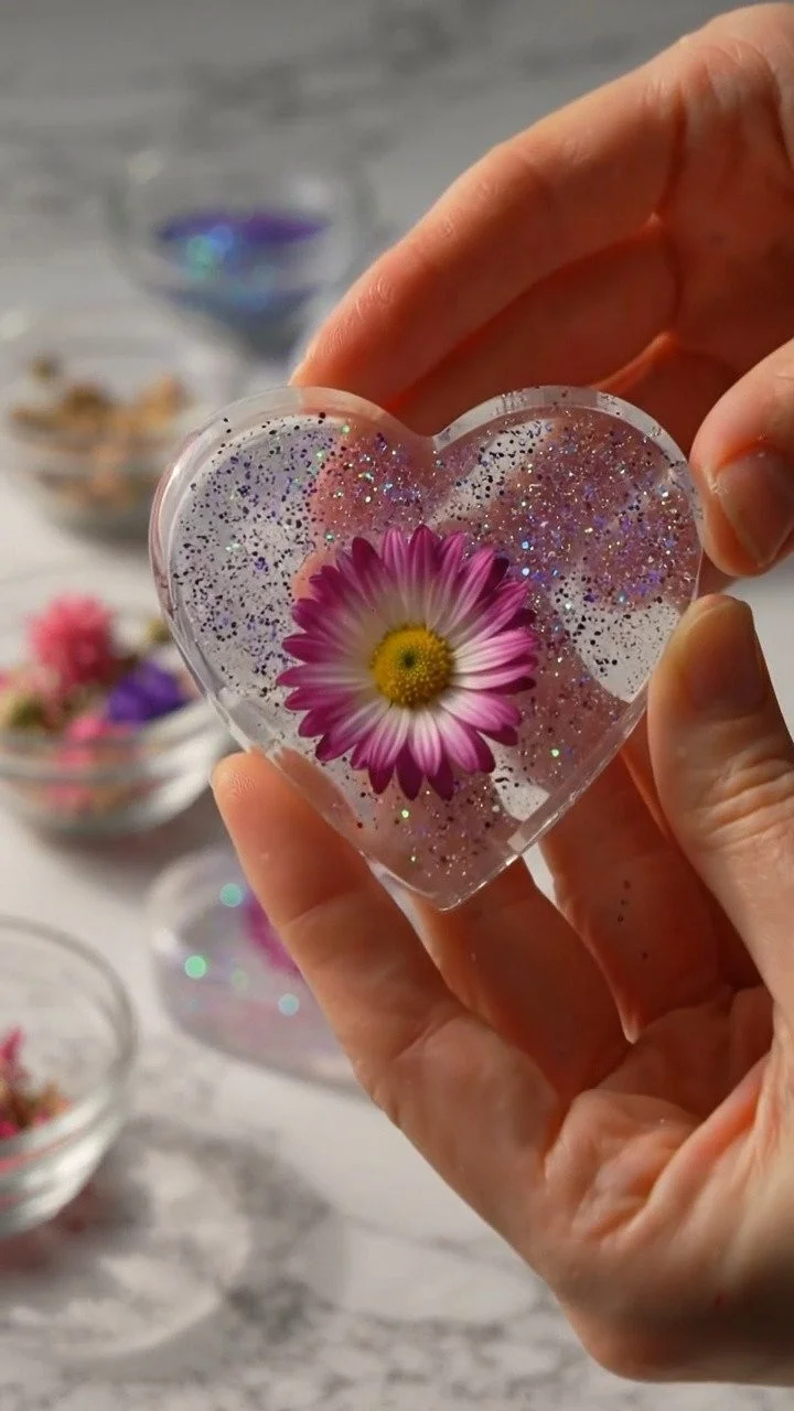 DIY flower heart craft transforms simple materials into beautiful floral heart creations full of charm ✨ A lovely handmade DIY. Save this project! #FlowerDIY #HeartCraft #KidsArt #CreativeKids #DIYDe... 10 DIY flower heart craft transforms simple materials into beautiful floral heart creations full of charm ✨ A lovely handmade DIY. Save this project! #FlowerDIY #HeartCraft #KidsArt #CreativeKids #DIYDe...