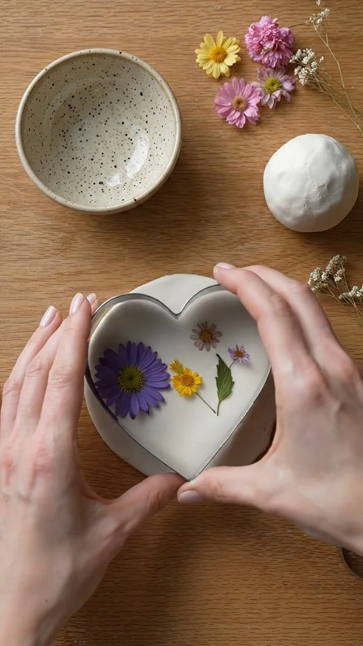 Pressed flower heart trinket dish preserves delicate blooms inside a charming heart-shaped keepsake ✨ A beautiful handmade DIY. Save this project! 10 Pressed flower heart trinket dish preserves delicate blooms inside a charming heart-shaped keepsake ✨ A beautiful handmade DIY. Save this project!