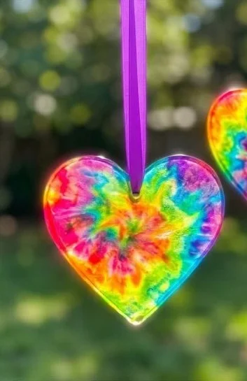 Swirled Glue Sun Catchers 10 Swirled Glue Sun Catchers