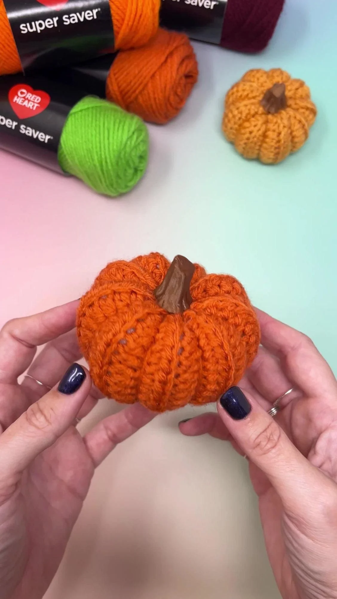 Quick and Easy Crochet Pumpkin Tutorial 6 Quick & Easy Crochet Pumpkin